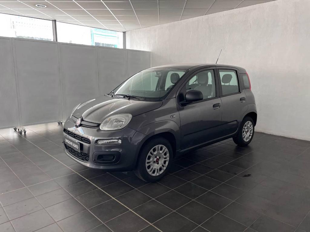 Fiat Panda 1.2 Lounge S&s 69cv My19 Benzina Usata