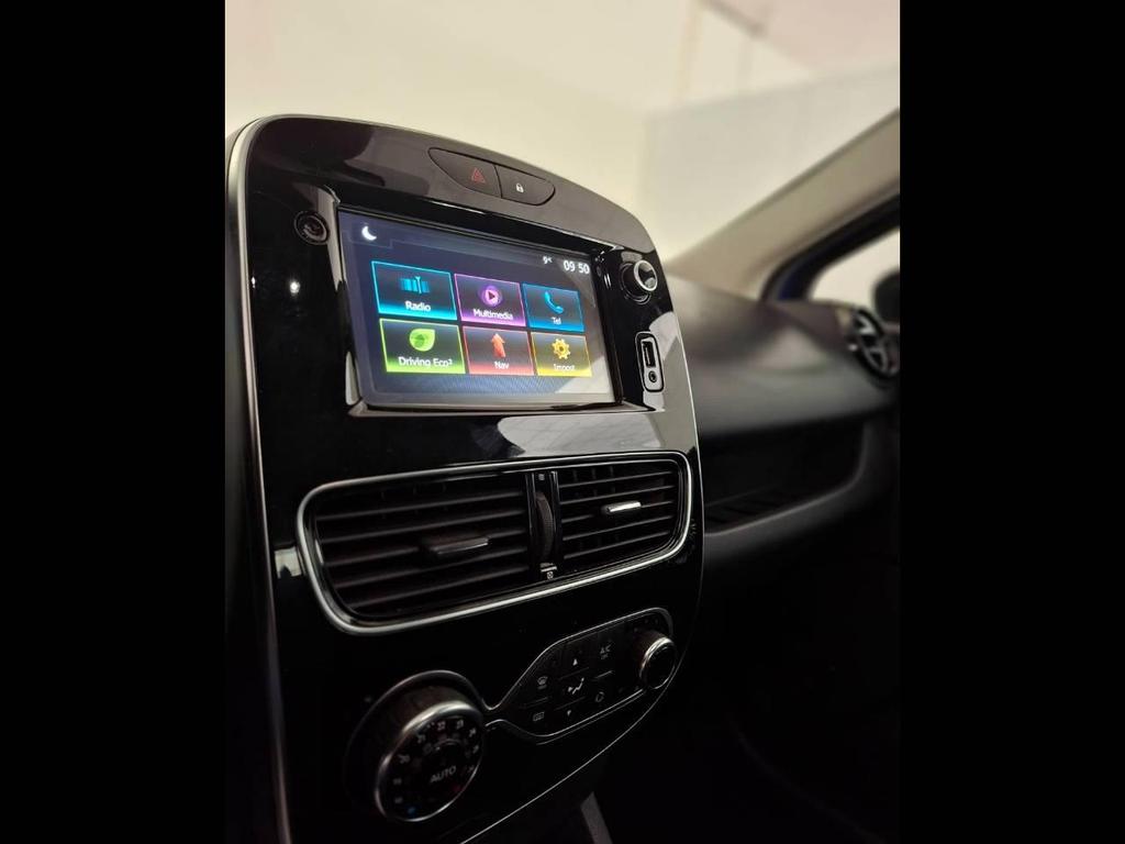 Concessionaria AD Motors - Renault Clio | ID 11064849