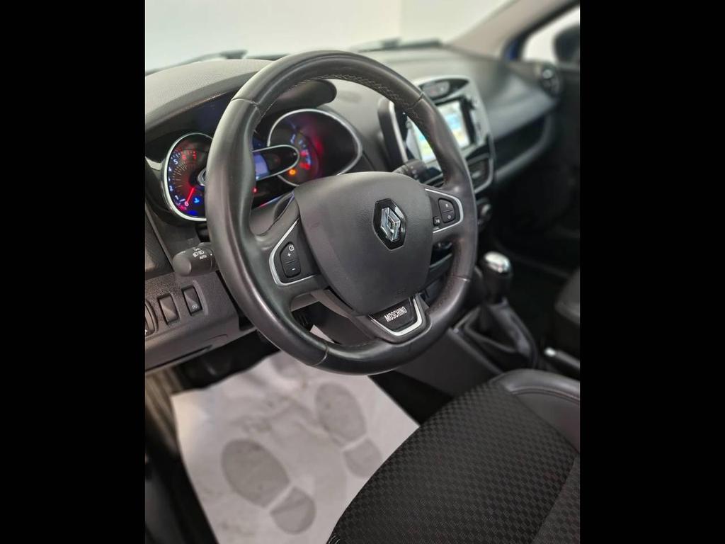 Concessionaria AD Motors - Renault Clio | ID 11064849