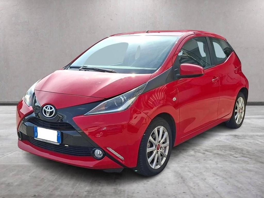 Toyota Aygo 1.0 X-play 5p M-mt Benzina Usata