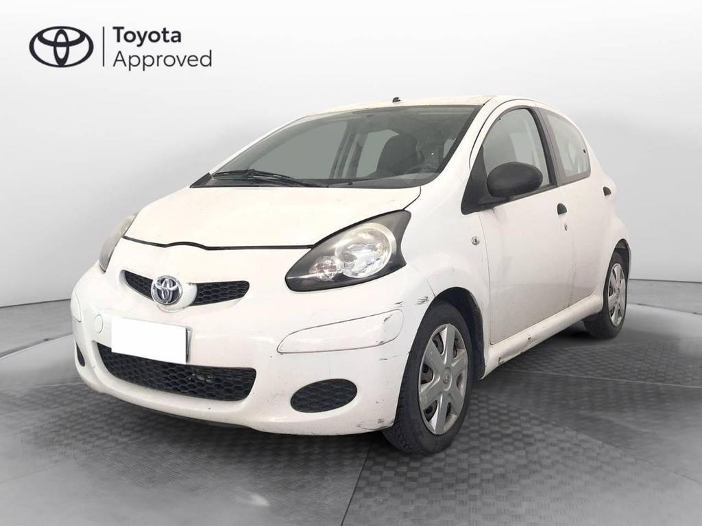 Toyota Aygo 1.0 Sol Connect Red Edition 5p Benzina Usata