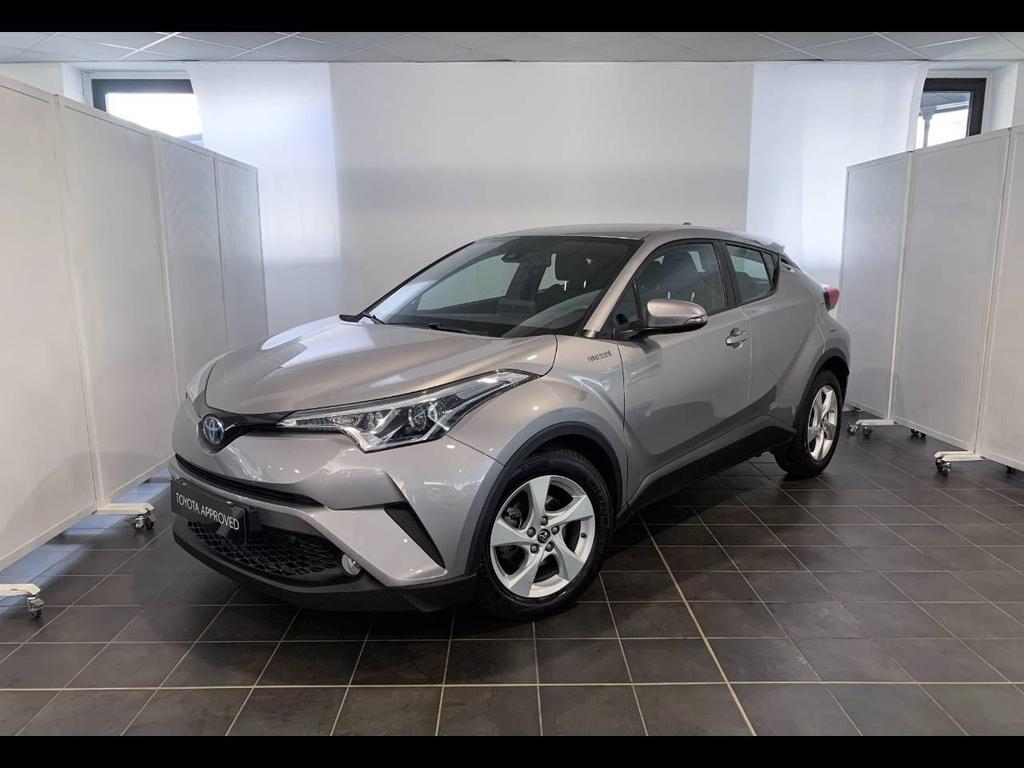 Toyota C-hr 1.8h Active 2wd E-cvt Ibrida Benzina Usata