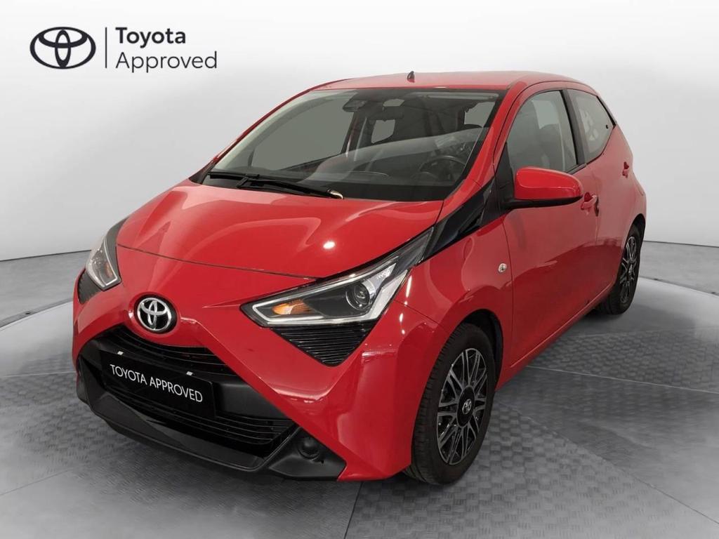 Toyota Aygo 5p 1.0 X-play 72cv Benzina Usata