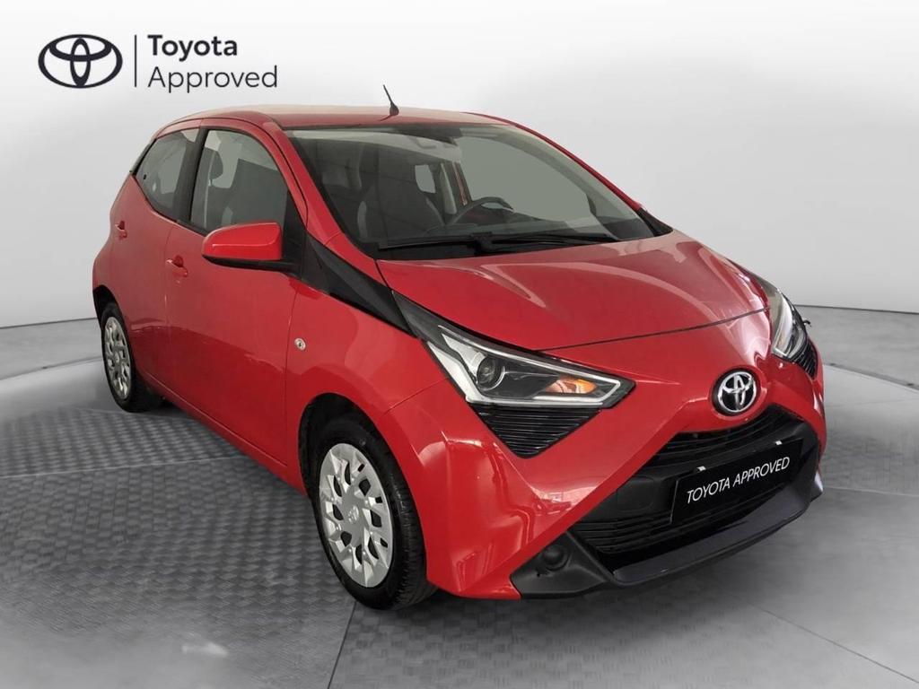 Toyota Aygo 5p 1.0 X-play 72cv Benzina Usata