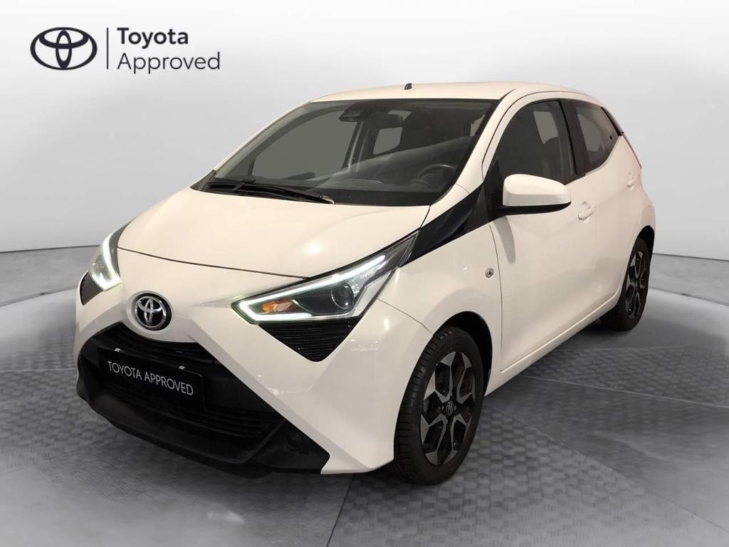 Toyota Aygo 5p 1.0 X-play 72cv Benzina Usata