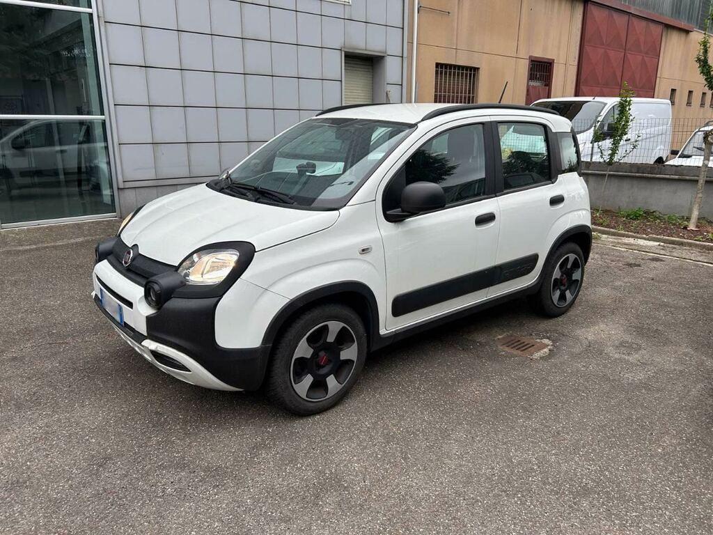 Fiat Panda 1.0 Hybrid City Cross S&s 70cv Ibrida Benzina Usata