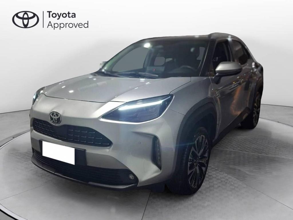 Toyota Yaris Cross 1.5h Lounge Awd-i 130cv E-cvt Ibrida Benzina Usata