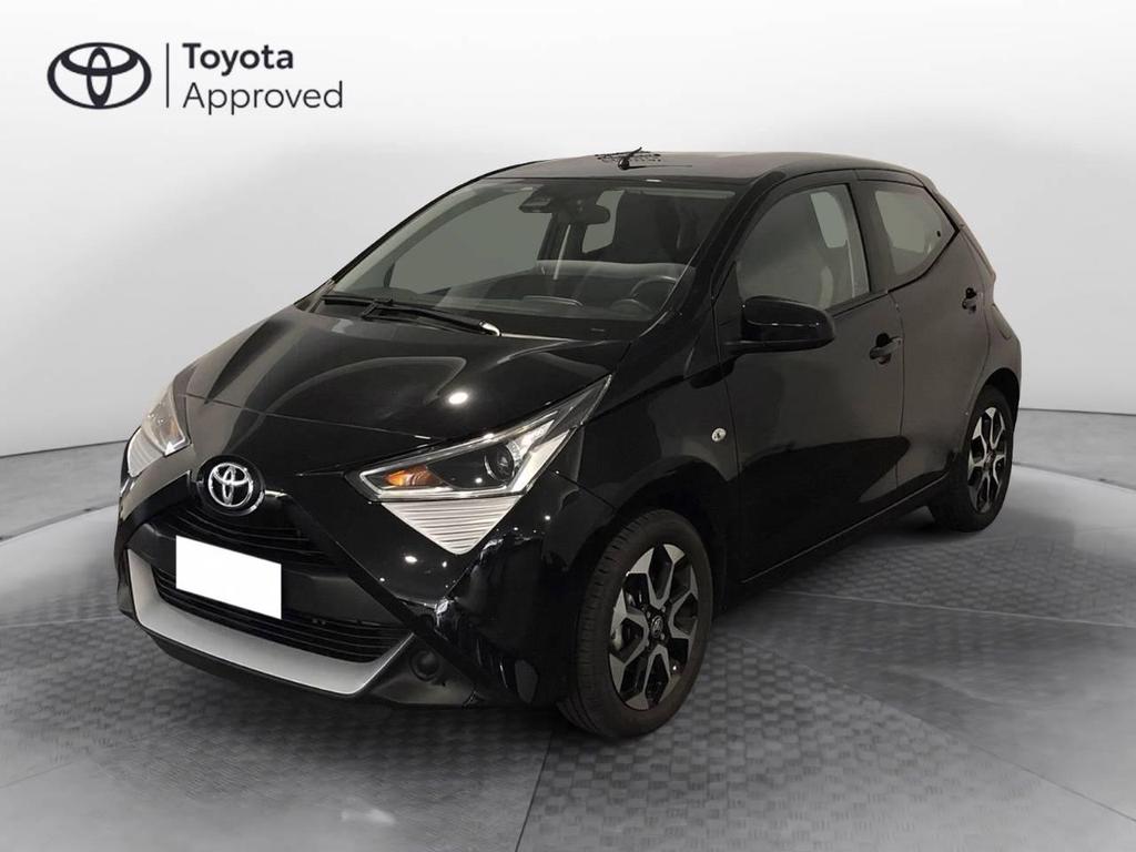 Toyota Aygo 5p 1.0 X-play 72cv Benzina Usata