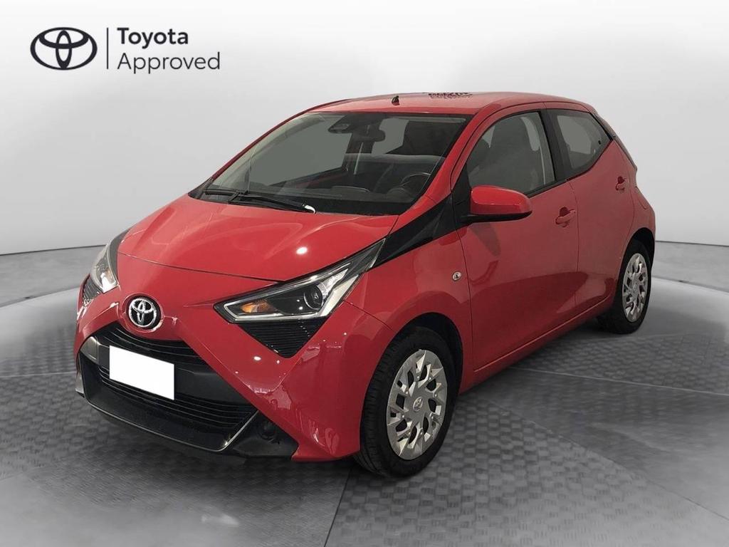 Toyota Aygo 5p 1.0 X-play 72cv Benzina Usata