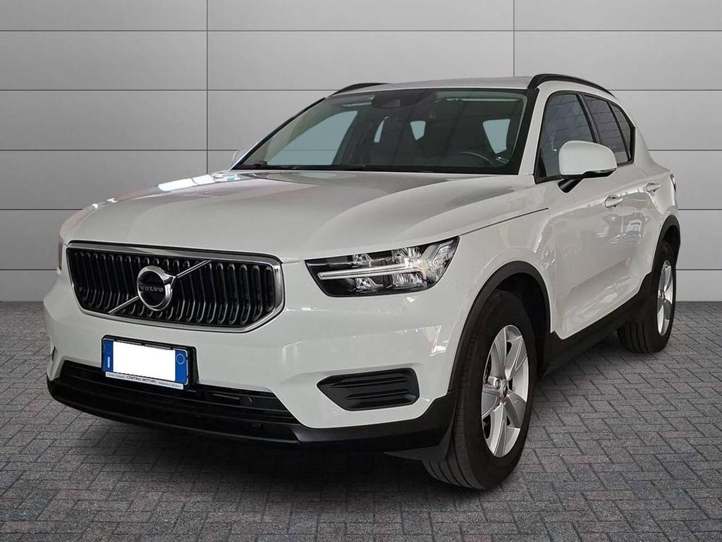 Volvo Xc40 1.5 T3 Momentum Core 163cv Auto My21 Benzina Usata