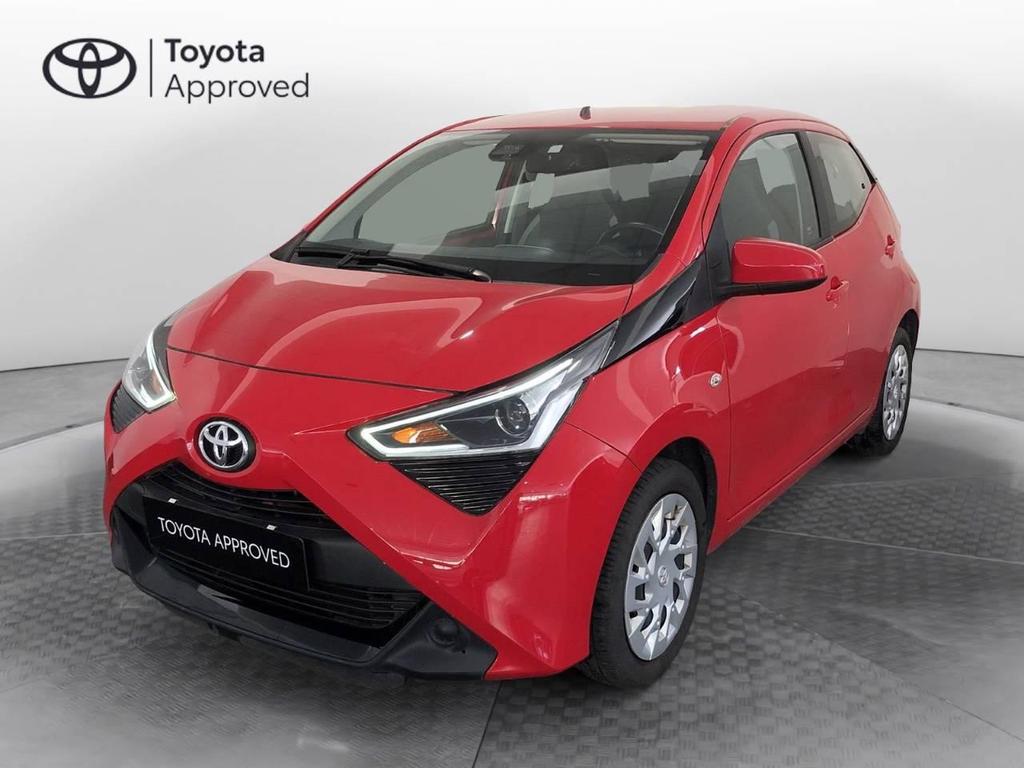 Toyota Aygo 5p 1.0 X-play 72cv Benzina Usata