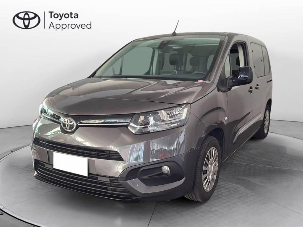 Toyota Proace City Verso 1.2p 110cv S&s L1 D Lounge Benzina Usata