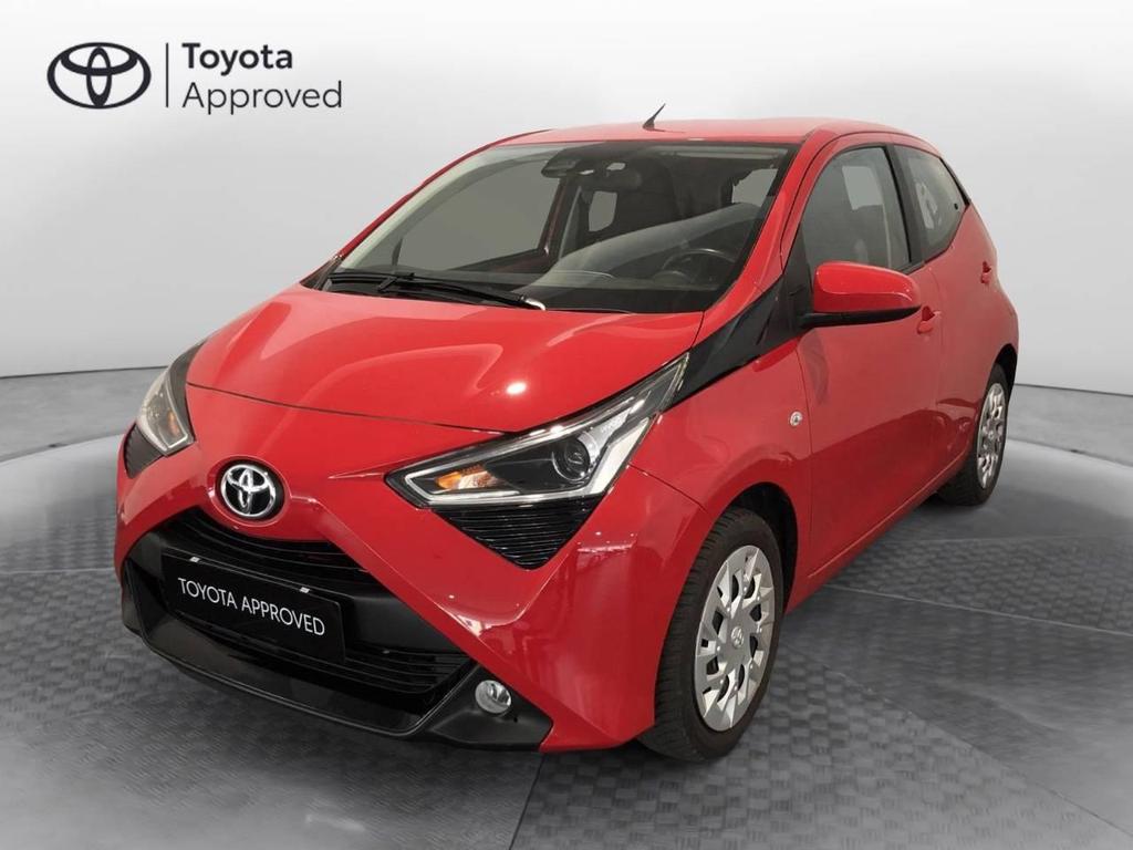 Toyota Aygo 5p 1.0 X-play 72cv Benzina Usata