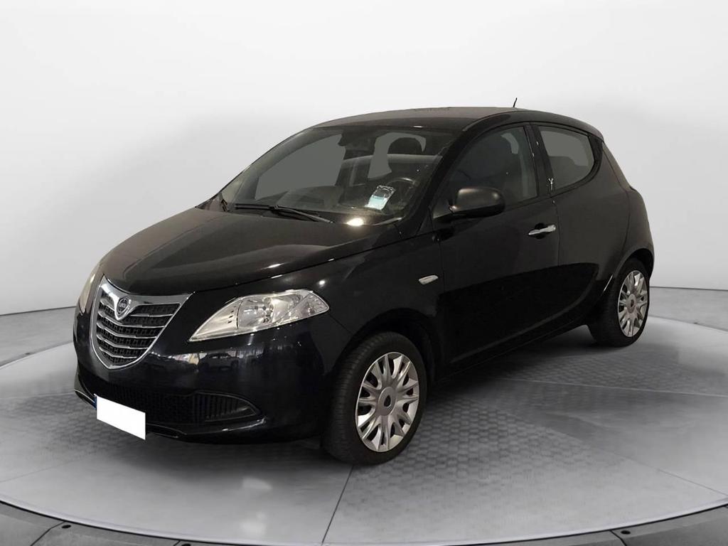 Lancia Ypsilon 1.2 8v Platinum 69cv E6 Benzina Usata