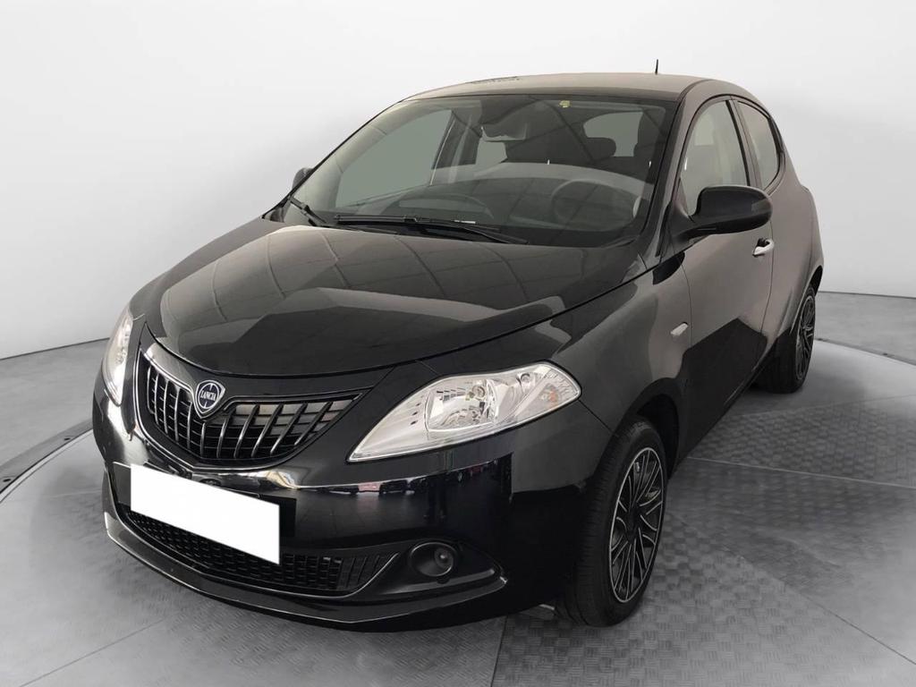 Lancia Ypsilon 1.0 Firefly Hybrid Gold Plus S&s 70cv 5p.ti Ibrida Benzina Usata
