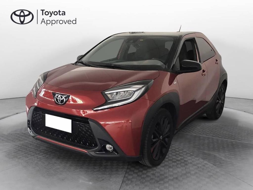 Toyota Aygo X 1.0 Lounge 72cv S-cvt Benzina Usata